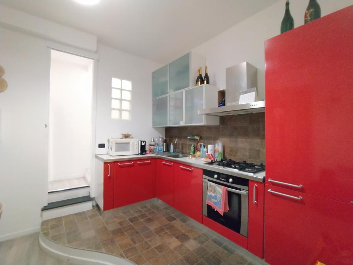 Appartamento in centro Savona Esterno foto