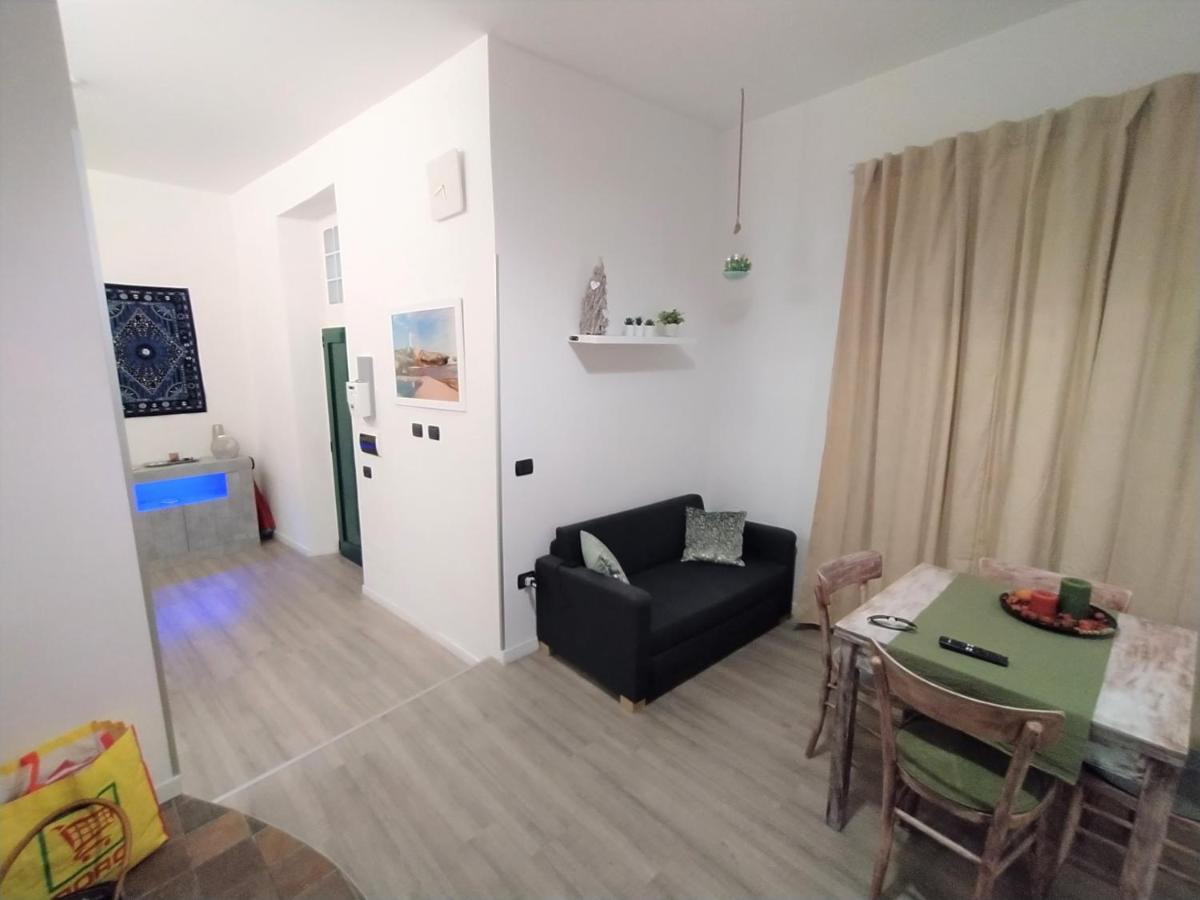 Appartamento in centro Savona Esterno foto