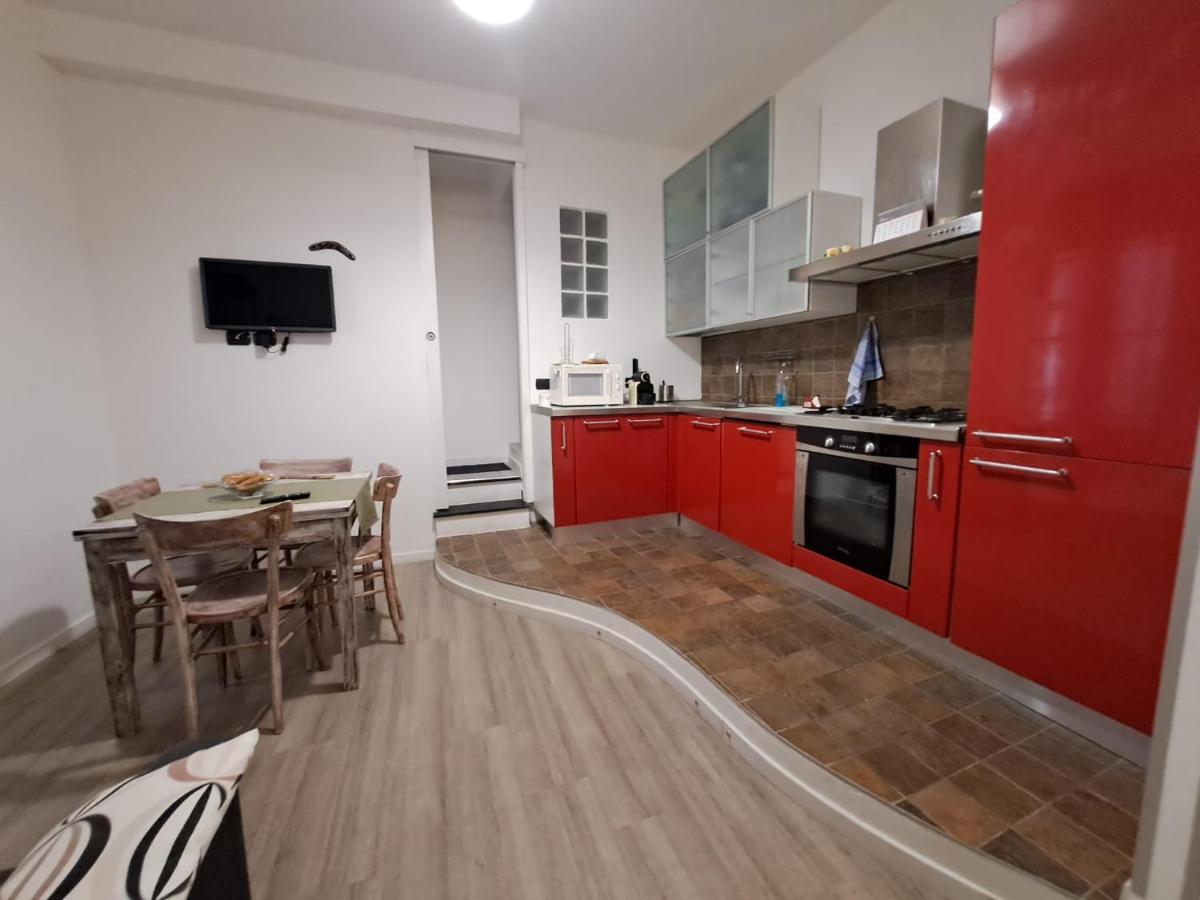 Appartamento in centro Savona Esterno foto