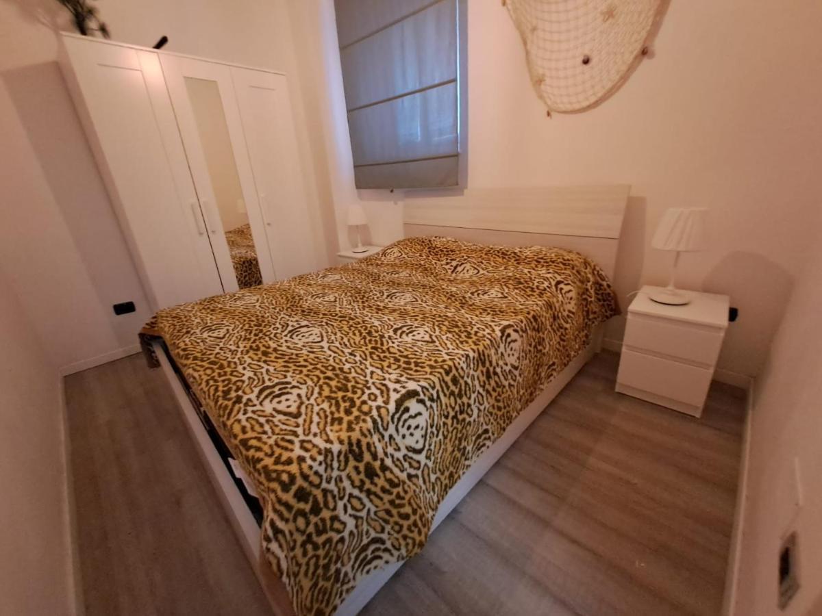 Appartamento in centro Savona Esterno foto