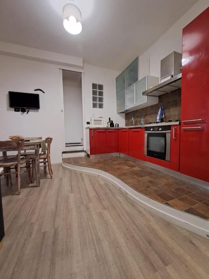 Appartamento in centro Savona Esterno foto